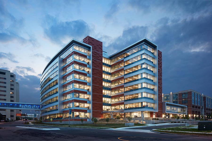 Bergstrom raises 35487 to support research programs at the medical college of wisconsin
