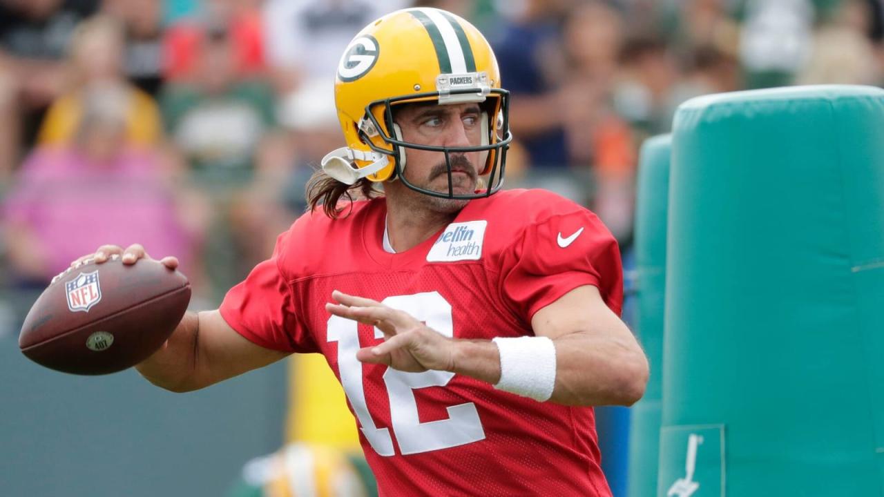 Packers huddle for heroes one veteran at a time