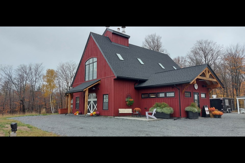 The focus at maple hill farm know your farmer know your food