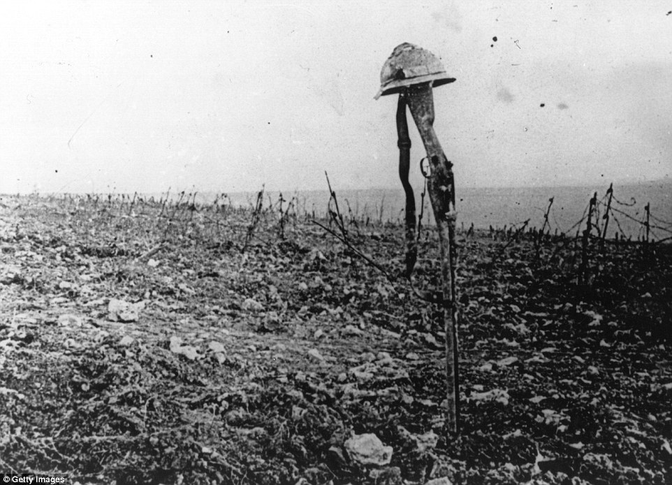 Ww1 land mans war wire man barbed world soldier trench trenches wwi british soldiers into running one battle history across Northern landworks a one man show