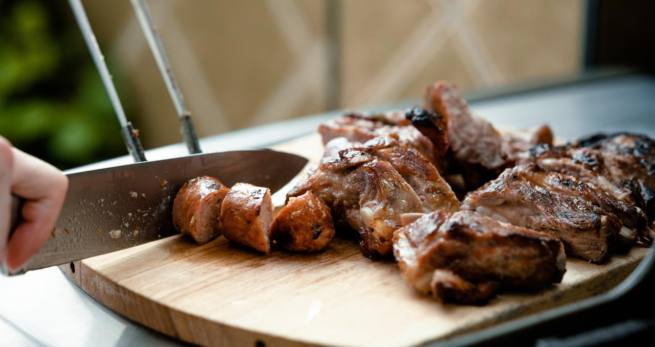 Barbecue barbeku salji Sharing authentic texas style barbecue with northeast wisconsin