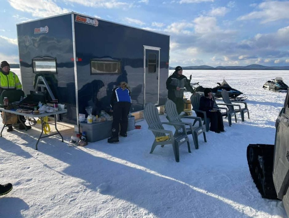 Shack ice okoboji iowa fishing rentals hardwater llc