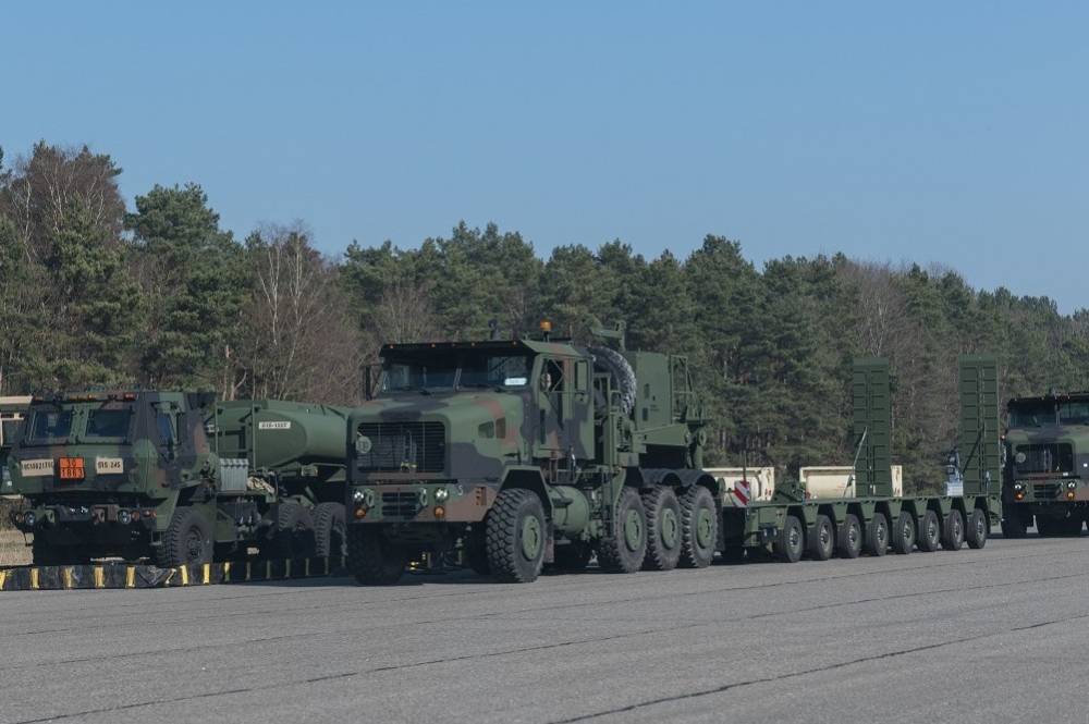 Fmtv oshkosh receives begins ramp trucks 152m