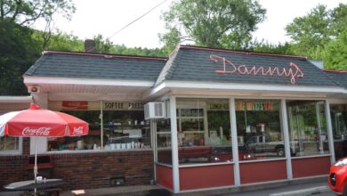 Fond du lac restaurant reopens under new management