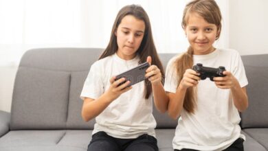 Horsing around is a way of life for two sisters in de pere